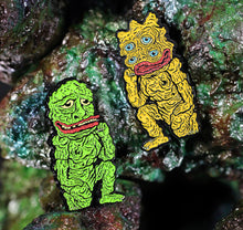 NAGNAGNAG Blindbag Pins