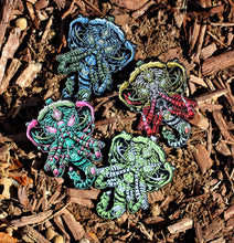 Spider Mammoth Blind Bagged Pins