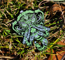 Spider Mammoth Blind Bagged Pins