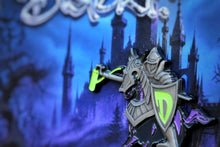 Distort Knight Pin