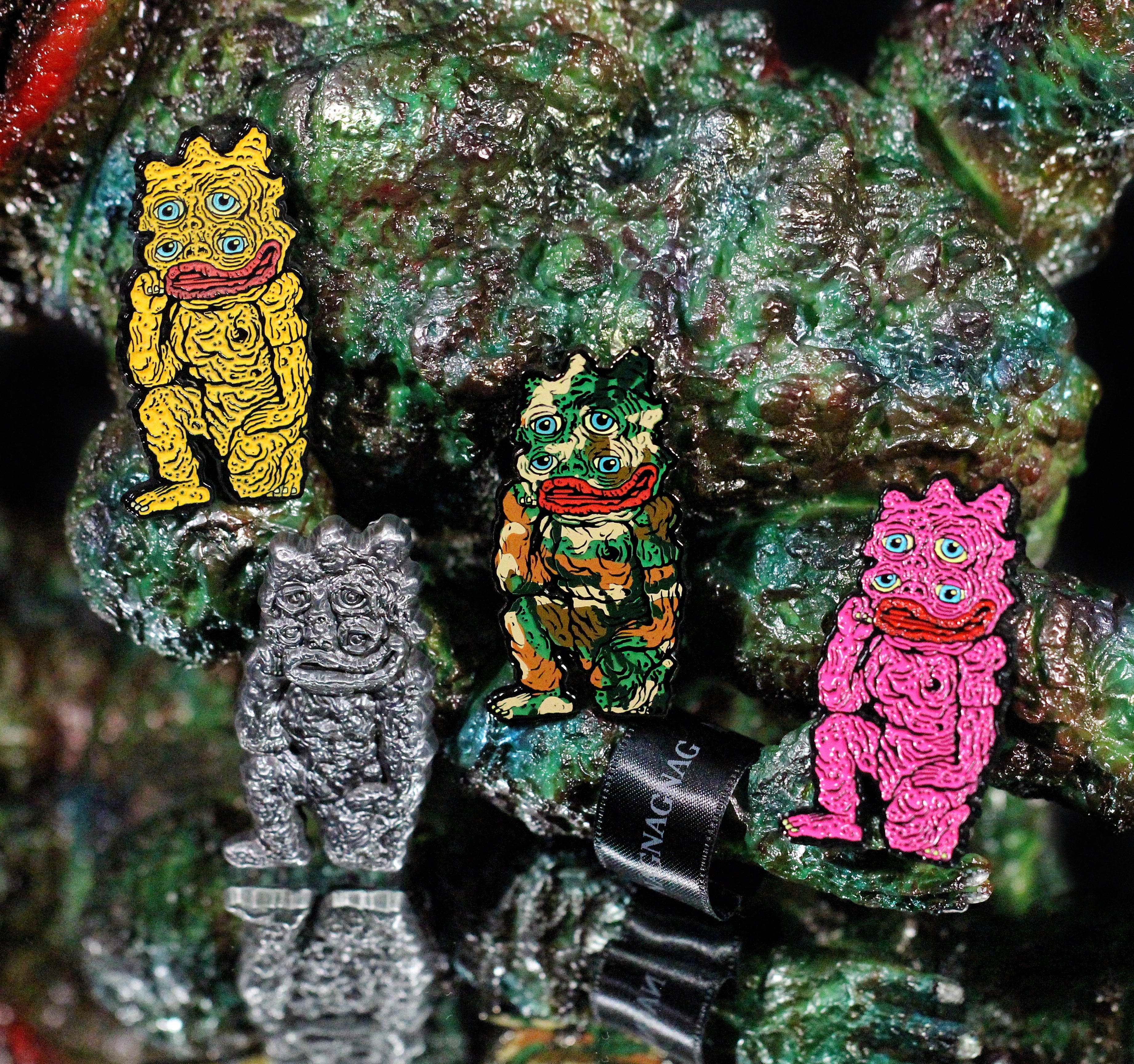 NAGNAGNAG Blindbag Pins – Pinhead Co